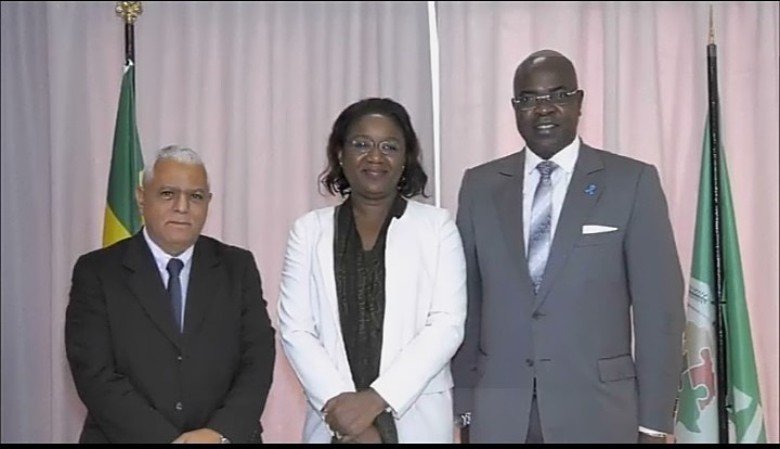  Yves Fernand MANFOUMBI échange avec NTEBA SOUMANO du Bureau International du Travail (BIT) sous-régional