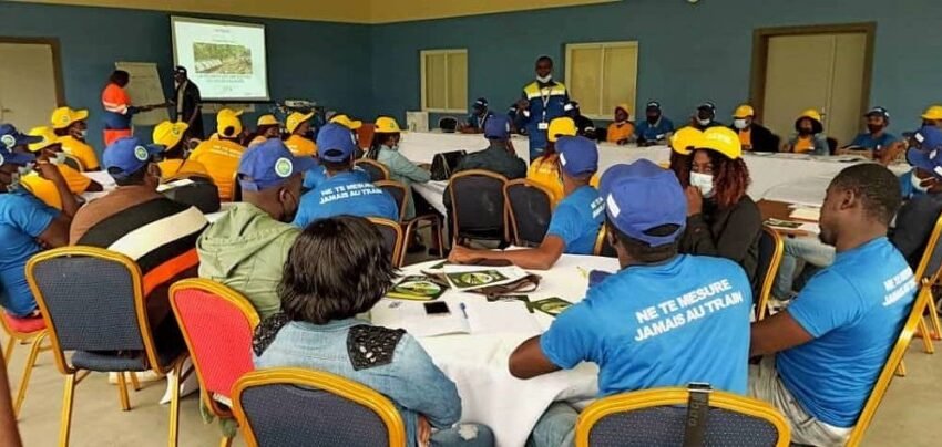  GABON ÉGALITÉ : LES ÉLÈVES DU LYCÉE LUBIN MARTIAL NTOUTOUME SENSIBILISES SUR LA SANTÉ SEXUELLE ET LA REPRODUCTION