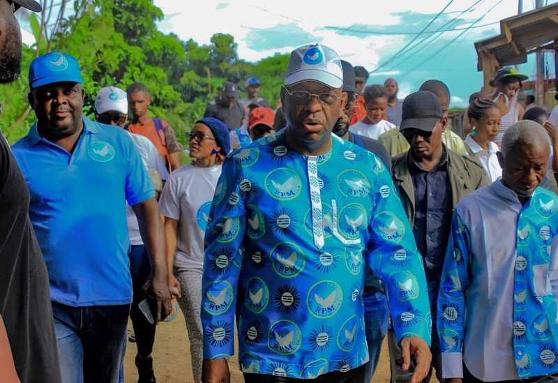  Chambrier mobilise les Gabonais pour les présidentielles de 2023