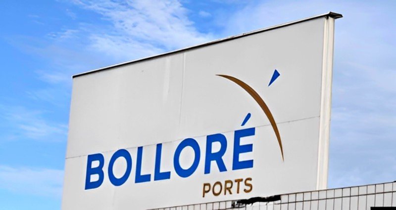  Économie : étranglé par l&rsquo;étroitesse du marché, le groupe Bolloré veut mettre fin à ses activités logistiques