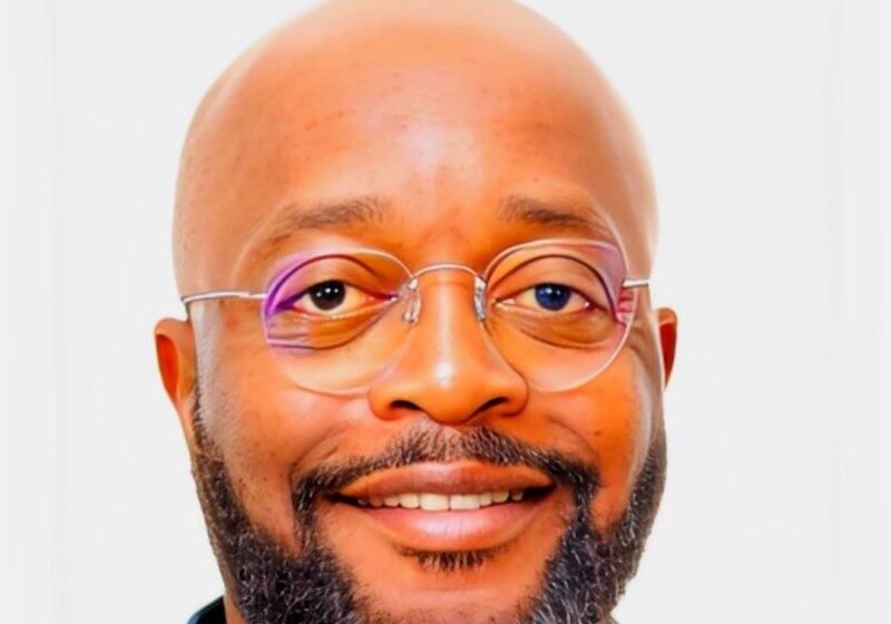  Politique : « Je demande aux populations de ne plus traîter avec les partis politiques, il est temps de faire confiance aux indépendants », dixit Petit Coly Ovono Mezui