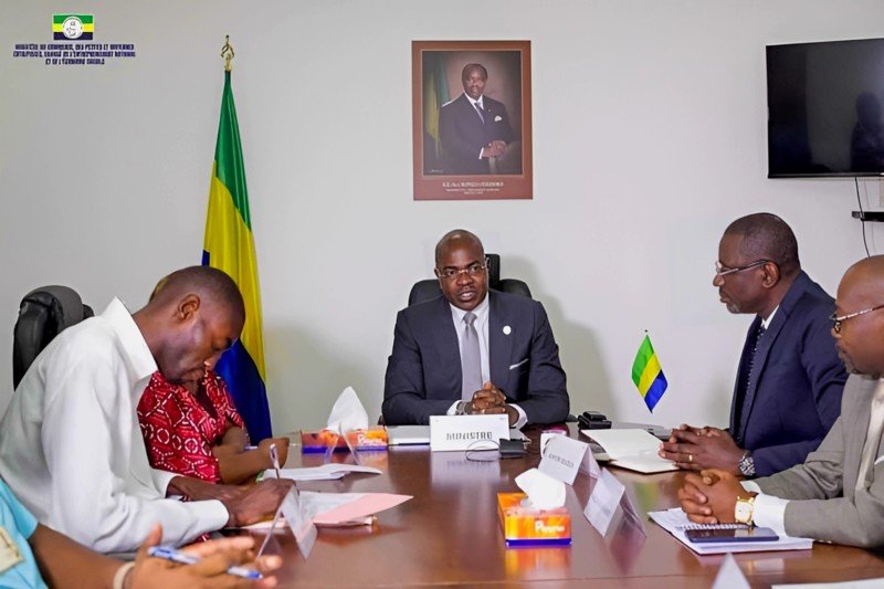  Rencontre acteurs de l&rsquo;interprofession : Yves Fernand Manfoumbi soutient l&rsquo;économie sociale et solidaire