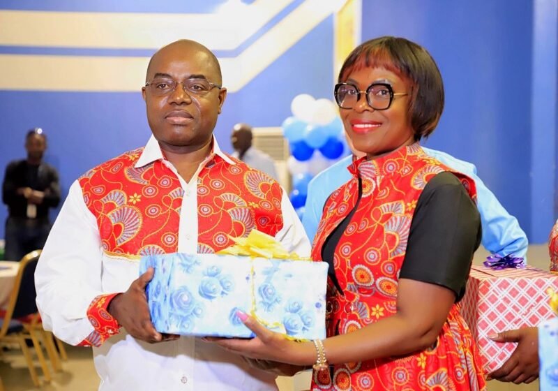  Setrag célèbre la fête des mères en honneur aux mamans cheminotes