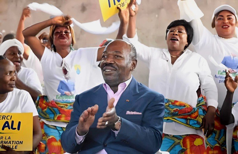  Françafrique Médiatique/Gabon/Présidentielle 2023 : Ali Bongo Favori ! Le Figaro sur les pas de Jeune Afrique ? La France, compte-t-elle s&rsquo;agripper au Gabon comme une sangsue par la manipulation des masse ?