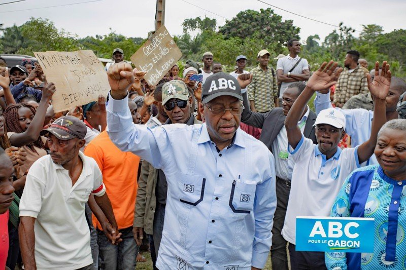  Présidentielle 2023 : Alexandre Barro Chambrier, le visage du changement