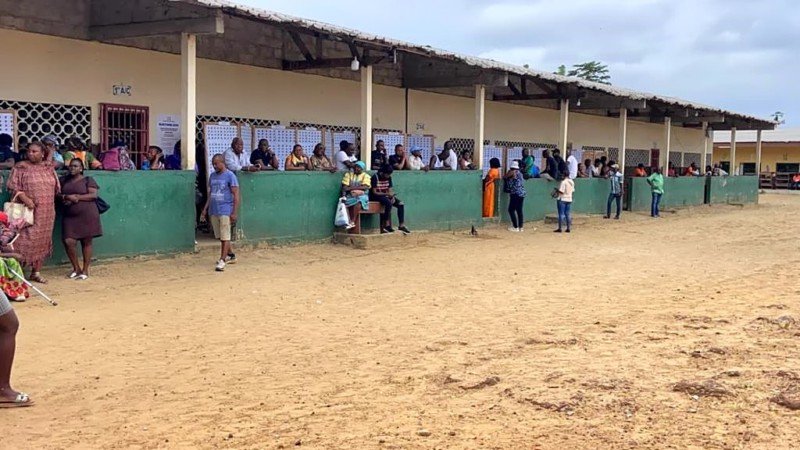  Retard au jour du Scrutin au Gabon : Bureaux de vote non opérationnels