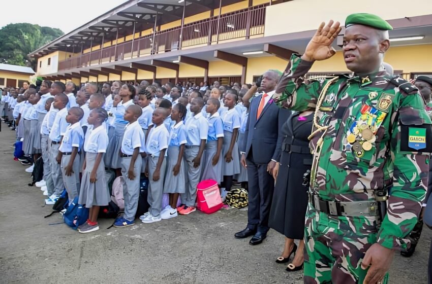  Brice Clotaire Oligui Nguema, encourage les valeurs républicaines chez les jeunes