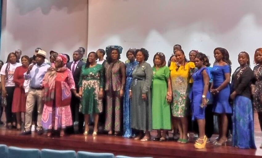  SANTÉ : 1re ÉDITION DU MOIS DE LA SANTÉ MENTALE