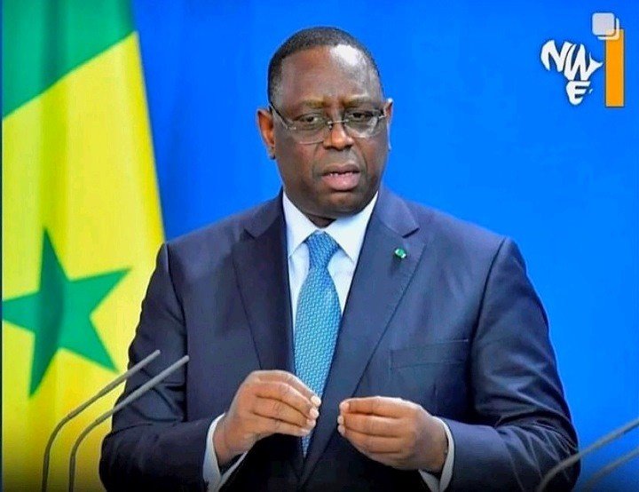  Sénégal : Macky Sall défie la démocratie : Un troisième mandat imminent malgré les promesses passées