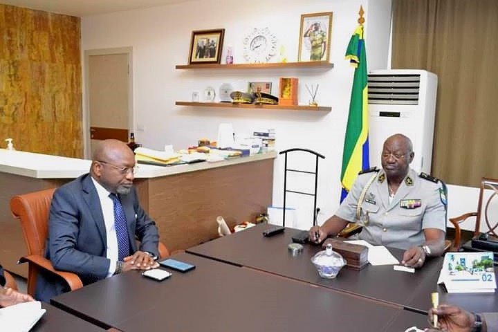  La Mairie de Libreville et Ecobank Gabon scellent un partenariat pour l&rsquo;amélioration de la ville