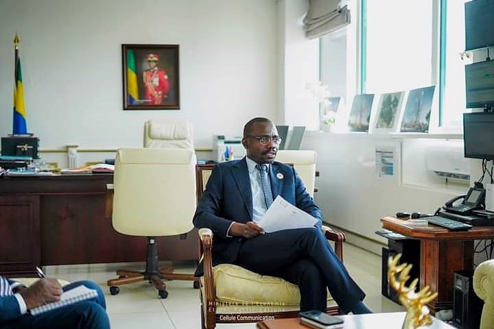  Les Douanes gabonaises bientôt équipées de scanners à rayons X de dernière génération