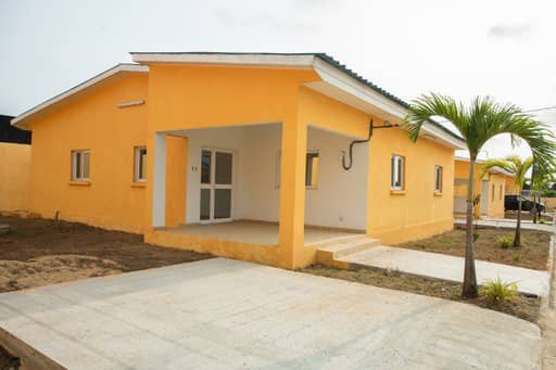  Oligui Nguema inaugure une cité et un marché pour la Garde Républicaine