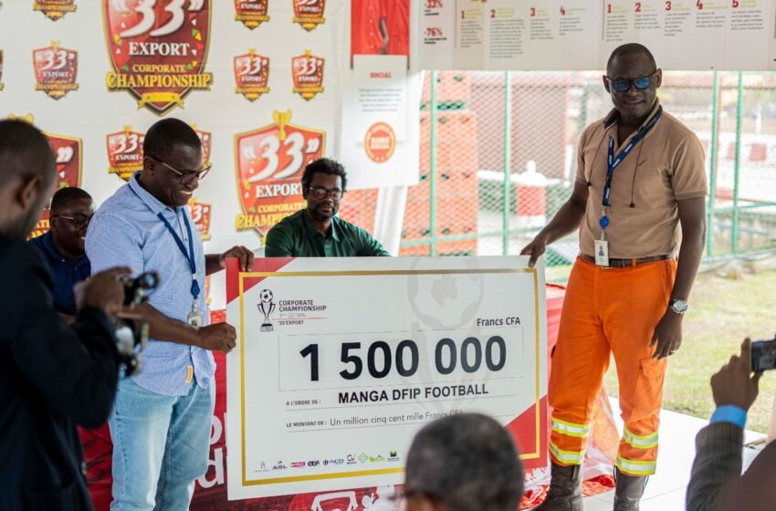  SOBRAGA : Remise de matériel de nettoyage aux ONG partenaires