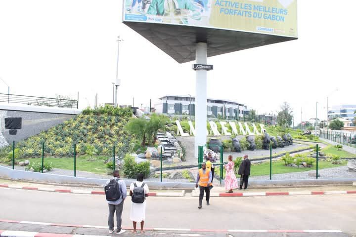  Le « Jardin des Neuf Provinces » : Un Trésor culturel émerveille Libreville