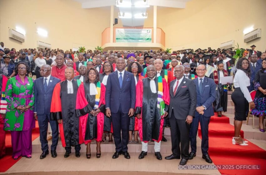  Remise des diplômes à l’USS d’Owendo : Le Président de la République réaffirme son soutien au personnel de santé et annonce de nouvelles mesures