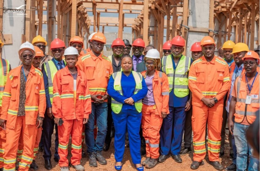  Éducation et Développement durable : la Ministre Camélia Ntoutoume-Leclercq en mission d’inspection dans le Haut-Ogooué