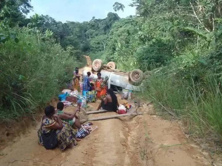  Accident sur l’axe Agnizok–Meyo-Kyé : l’état de la route en question