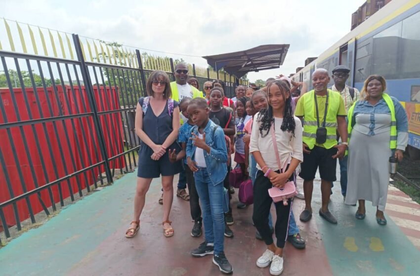 Éducation/découverte : Les élèves de l’École Conventionnée Octra en immersion à la gare ferroviaire d’Owendo-Virié